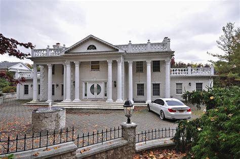 Gotti mansion old westbury. Things To Know About Gotti mansion old westbury. 